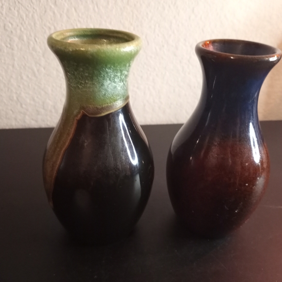Pair Of Art Studio Glazed Ceramic 6" Bud Vases - Picture 3 of 4